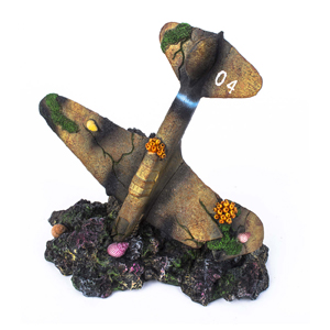 AquaWorld-Crashed-WW2-Plane-A-18x10x17cm-(AQ150)